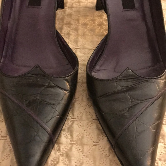 DKNY dark purple pointed toe textured pumps - Picture 4 of 5